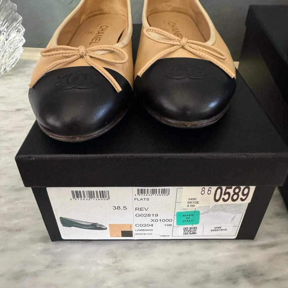 Chanel ballet flats Lambskin
Beige & Black 38.5 - Picture 2 of 15